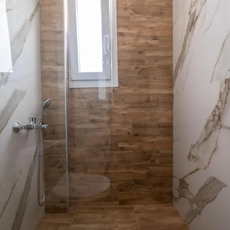 Nefeli 8.8 Apartment Orfanion