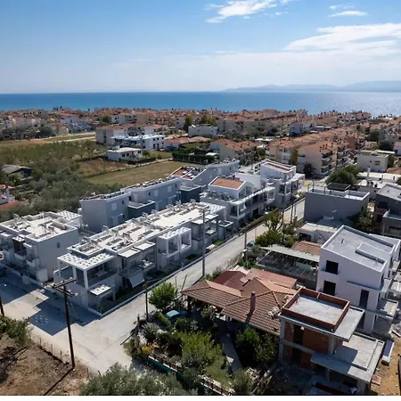 Nefeli 8.8 * Orfanion