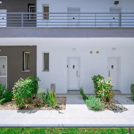 Nefeli 8.8 Apartment Orfanion